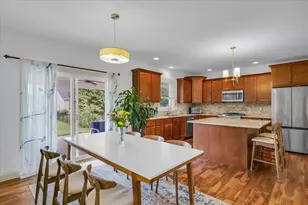 2107 Max Run Dr, Champaign, IL 61822 - Photo 11