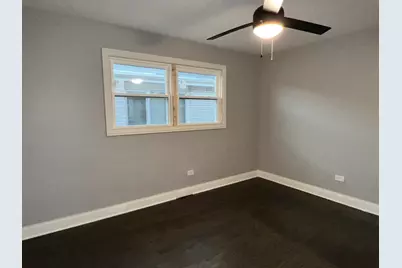 327 Marquette Avenue, Calumet City, IL 60409 - Photo 5