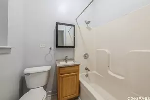 310 N Kedzie Ave, Chicago, IL 60612 - Photo 9