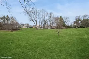 13 Chipping Campden Dr, South Barrington, IL 60010 - Photo 21