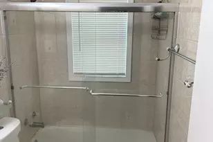 700 Cumberland St, Hoffman Estates, IL 60194 - Photo 13