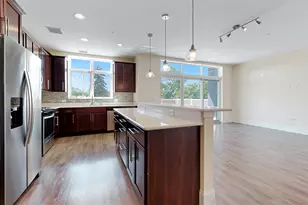 4758 N Laramie Ave, Chicago, IL 60630 - Photo 7