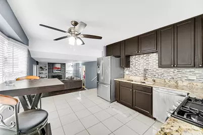 17804 Pebblewood Lane, Hazel Crest, IL 60429 - Photo 19