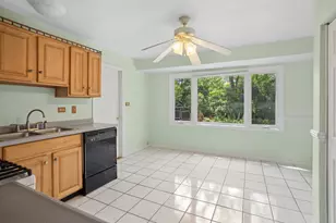 1512 Executive Ln, Glenview, IL 60026 - Photo 9