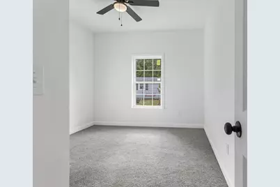 409 E Buckner Street, Tuscola, IL 61953 - Photo 27