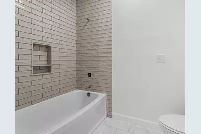 409 E Buckner Street, Tuscola, IL 61953 - Photo 25