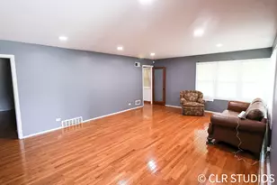 17405 Longfellow Ave, Hazel Crest, IL 60429 - Photo 3