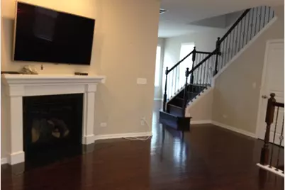 3175 Coral Lane, Glenview, IL 60026 - Photo 3
