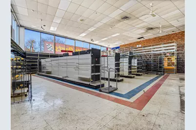 211 S Milwaukee Avenue, Libertyville, IL 60048 - Photo 3