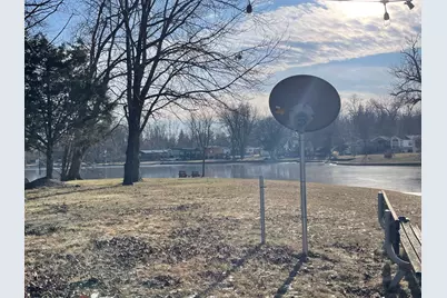 5-463 Woodhaven Lakes, Sublette, IL 61367 - Photo 3