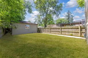 5812 S Marshfield Ave, Chicago, IL 60636 - Photo 11