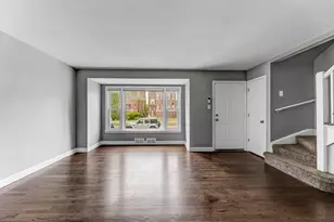 9019 S Justine St, Chicago, IL 60620 - Photo 7