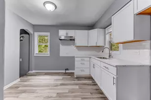 9019 S Justine St, Chicago, IL 60620 - Photo 3