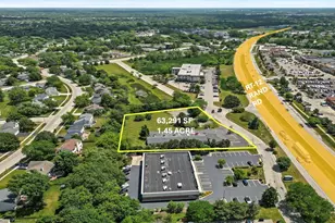 898 S Rand Rd, Lake Zurich, IL 60047 - Photo 5