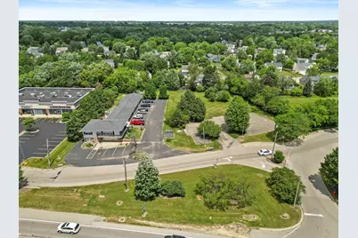 898 S Rand Road, Lake Zurich, IL 60047 - Photo 9