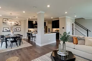 8542 Sperry Ct, Woodridge, IL 60517 - Photo 9