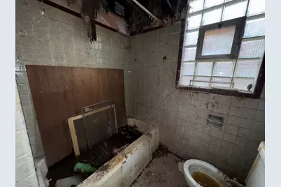 8371 S Baltimore Avenue, Chicago, IL 60617 - Photo 11