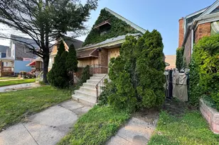 8371 S Baltimore Ave, Chicago, IL 60617 - Photo 1