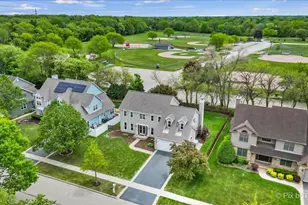 200 Ambria Dr, Mundelein, IL 60060 - Photo 43