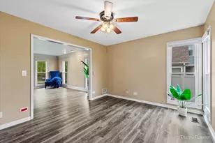 200 Ambria Dr, Mundelein, IL 60060 - Photo 17