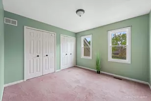 200 Ambria Dr, Mundelein, IL 60060 - Photo 29