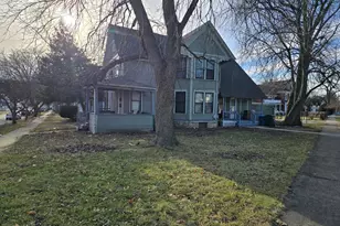 407 Grant Pl, Aurora, IL 60505 - Photo 5