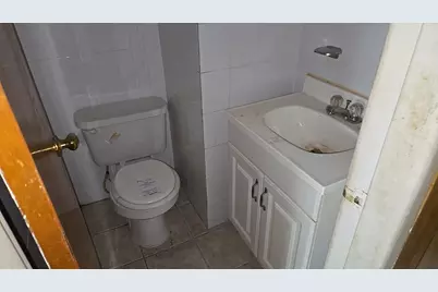 9426 S Peoria Street, Chicago, IL 60620 - Photo 15