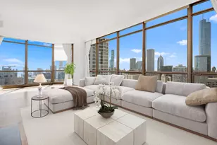 21 E Huron St, Chicago, IL 60611 - Photo 5