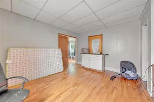 302 S Leney St, Ogden, IL 61859 - Photo 9