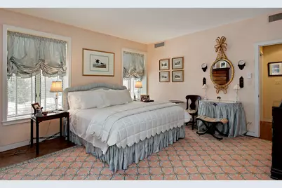 531 N Mayflower Road #531, Lake Forest, IL 60045 - Photo 11