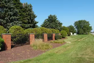 19057 S Saddlebrook Dr, Shorewood, IL 60404 - Photo 9