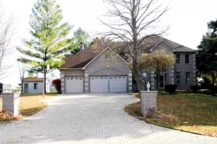 19057 S Saddlebrook Dr, Shorewood, IL 60404 - Photo 1