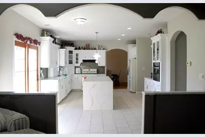 19057 S Saddlebrook Drive, Shorewood, IL 60404 - Photo 13