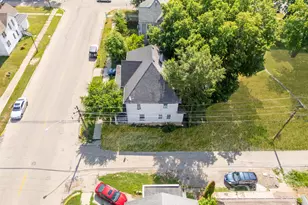 852 E Station St, Kankakee, IL 60901 - Photo 13