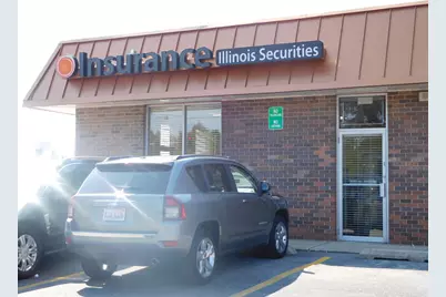 2352 Glenwood Avenue, Joliet, IL 60435 - Photo 9