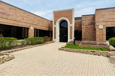 945 Lakeview Parkway #180, Vernon Hills, IL 60061 - Photo 1