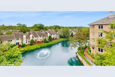 [Address not provided], Park Ridge, IL 60068 - Photo 17