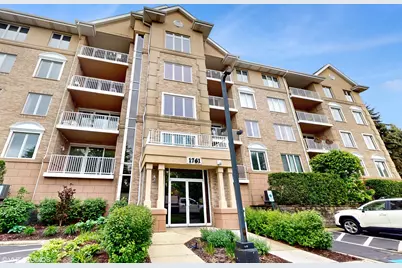 1761 Pavilion Way #506, Park Ridge, IL 60068 - Photo 1