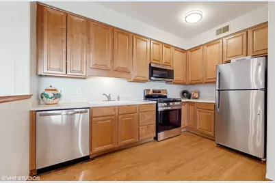 [Address not provided], Park Ridge, IL 60068 - Photo 5