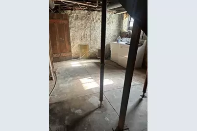 642 W Stephenson Street, Freeport, IL 61032 - Photo 33