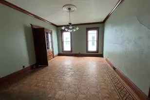 642 W Stephenson St, Freeport, IL 61032 - Photo 7