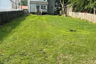 642 W Stephenson St, Freeport, IL 61032 - Photo 37