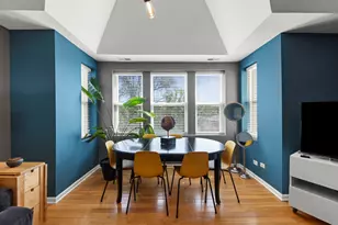 5054 N Troy St, Chicago, IL 60625 - Photo 5