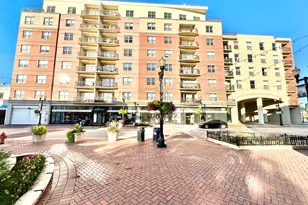 50 S Grove Ave, Elgin, IL 60120 - Photo 1