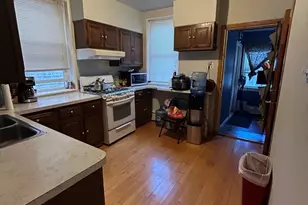 3247 W Berteau Ave, Chicago, IL 60618 - Photo 7