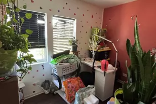 3247 W Berteau Ave, Chicago, IL 60618 - Photo 15