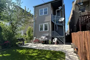 3247 W Berteau Ave, Chicago, IL 60618 - Photo 27