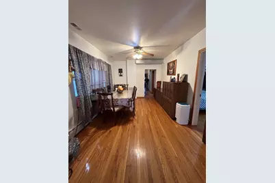 3247 W Berteau Avenue, Chicago, IL 60618 - Photo 3