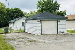 37706 N Nippersink Pl, Spring Grove, IL 60081 - Photo 1