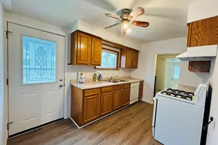 37706 N Nippersink Pl, Spring Grove, IL 60081 - Photo 5